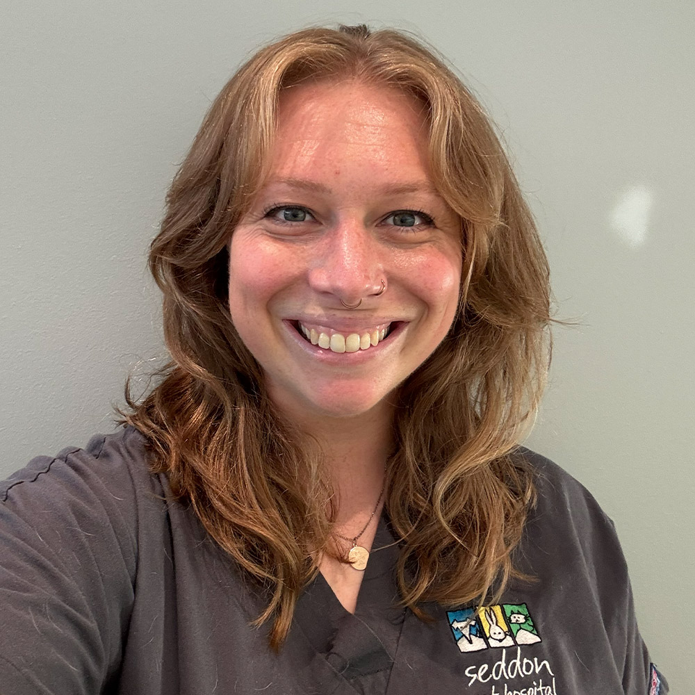 Seddon Vet - Meet Our Team - Lauren