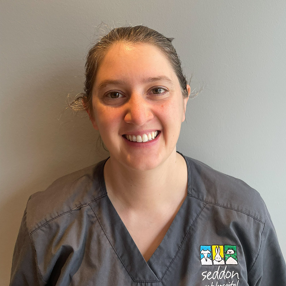 Seddon Vet - Meet Our Team - Nicola